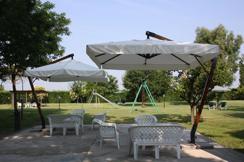 Agriturismo La Pisana Eksteriør billede